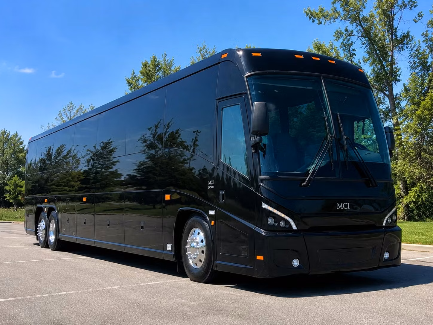charter bus rentals for springfield history and arts field trips