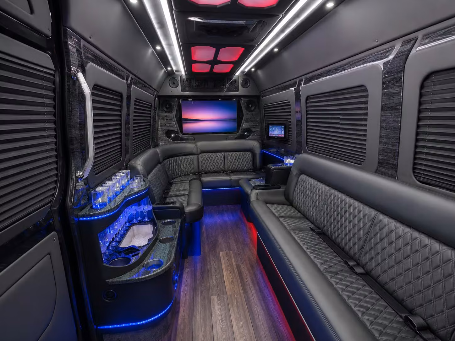 finding group transportation for springfield s fastest growing employers has never been easier